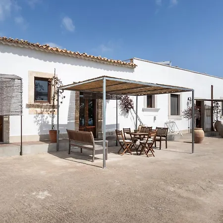 Alloggio per agriturismo Alle Riserve Cavagrande Avola