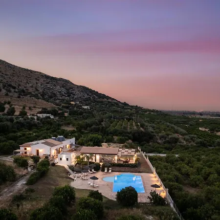 Alle Riserve Cavagrande Lantgård Avola