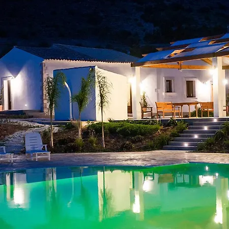 Alle Riserve Cavagrande Lantgård Avola